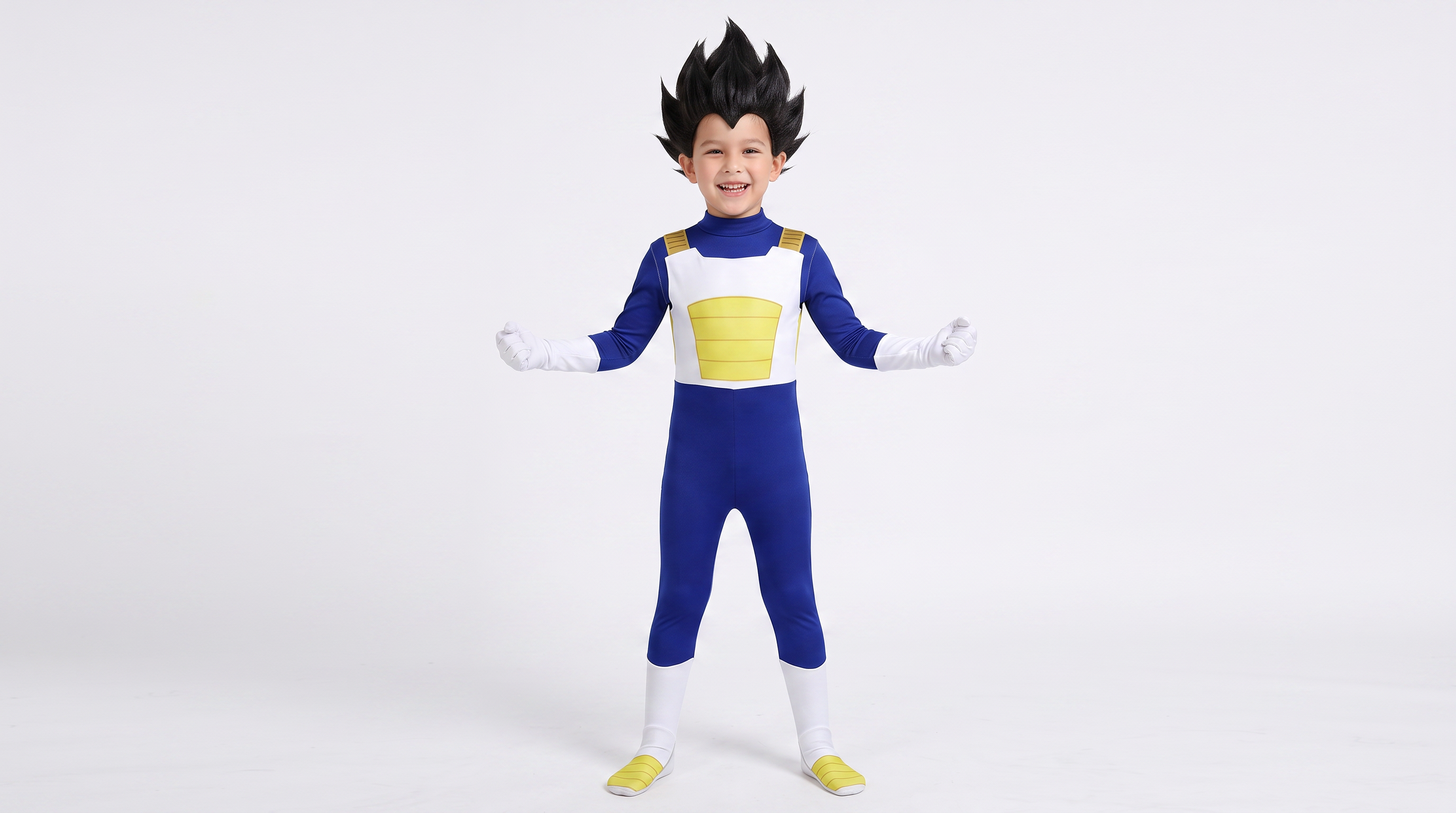Enfant portant le costume cosplay Guerrier Saiyan (Vegeta) - combinaison bleue et blanche avec plastron jaune